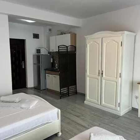 Eforie Studios אפורי נורד