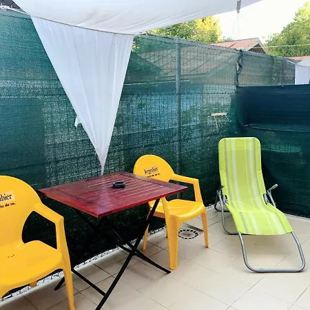 Eforie Studios 아파트